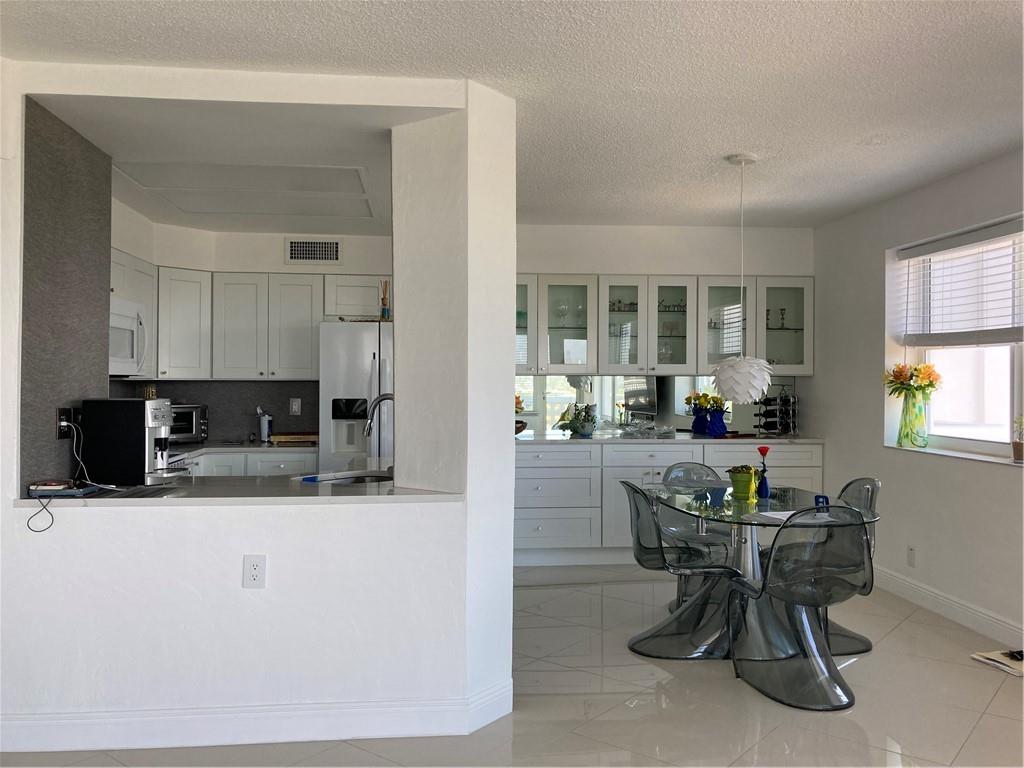 OCEAN SUMMIT - Residential