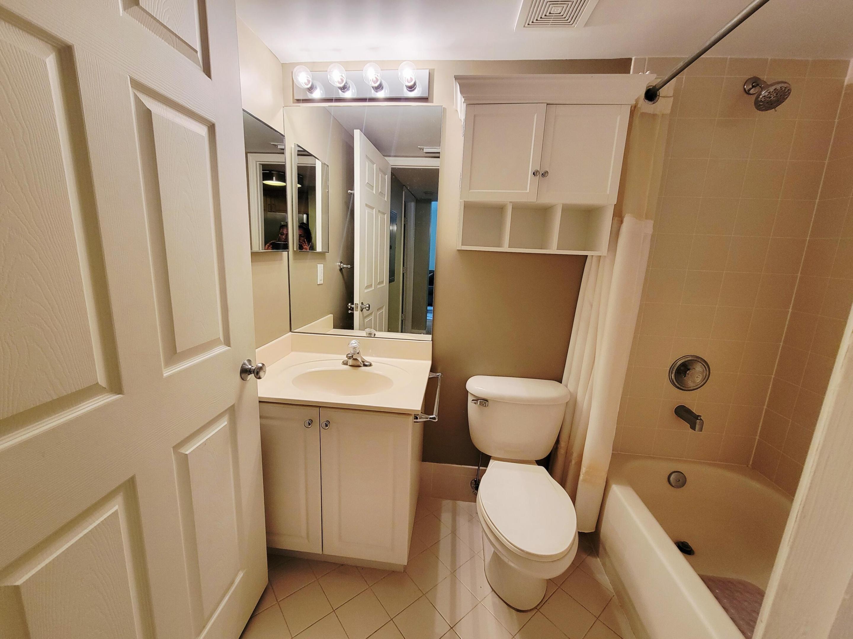 SHERIDAN BEACH CLUB CONDOMINIUM - Residential