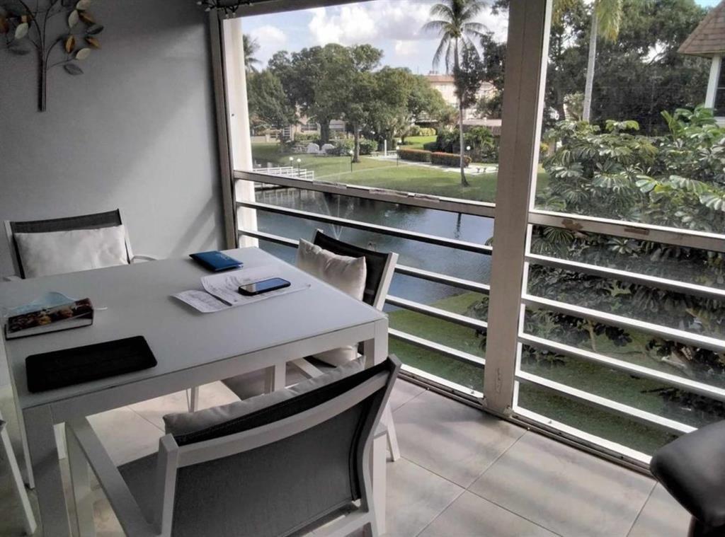 5051 W Oakland Park Blvd 301, Lauderdale Lakes, FL, 33313/$149,000 3 5051 W Oakland Park Blvd 301