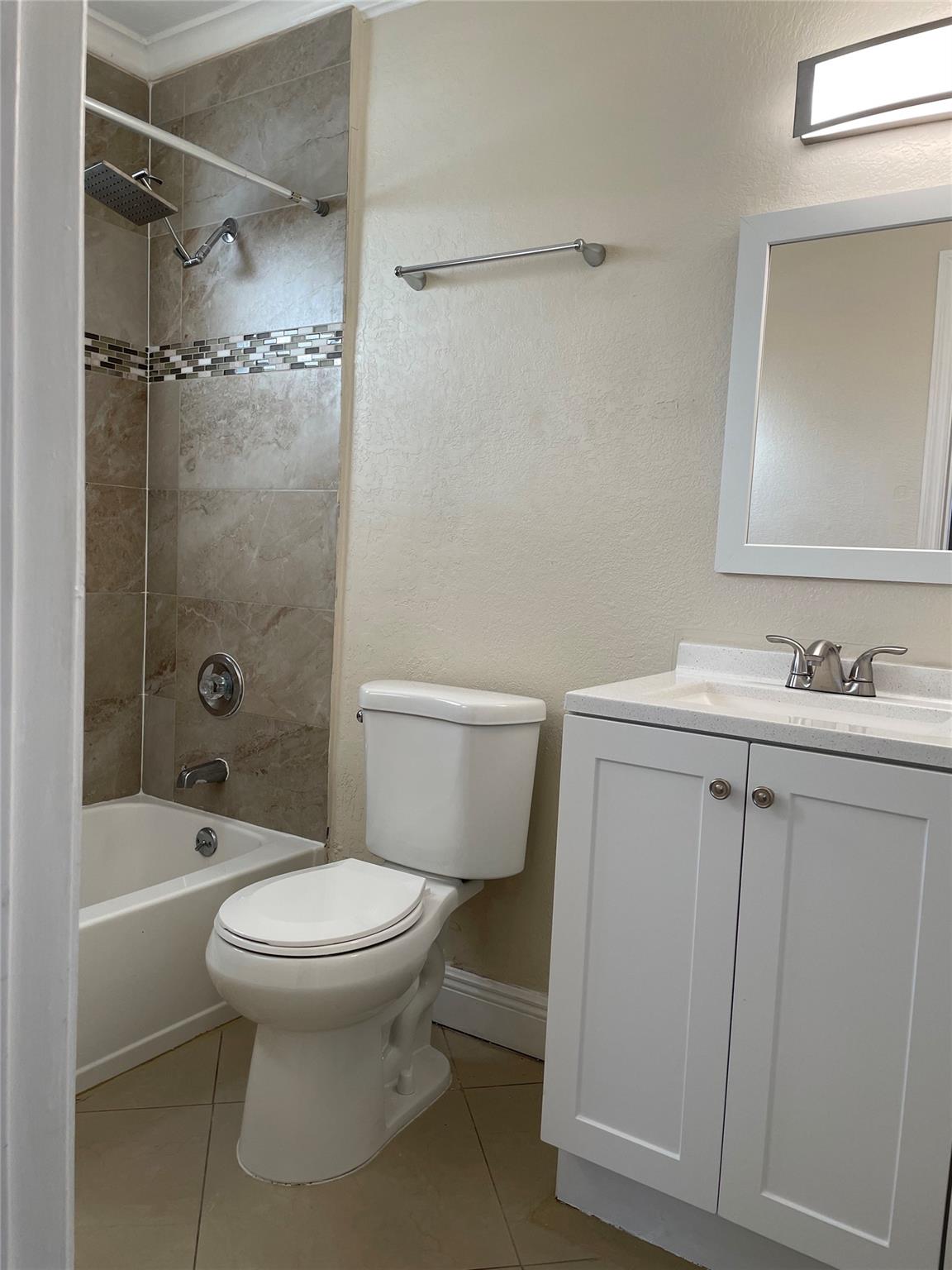 DIXIE PARK 9-19 B LOT 2 T - Residential Lease