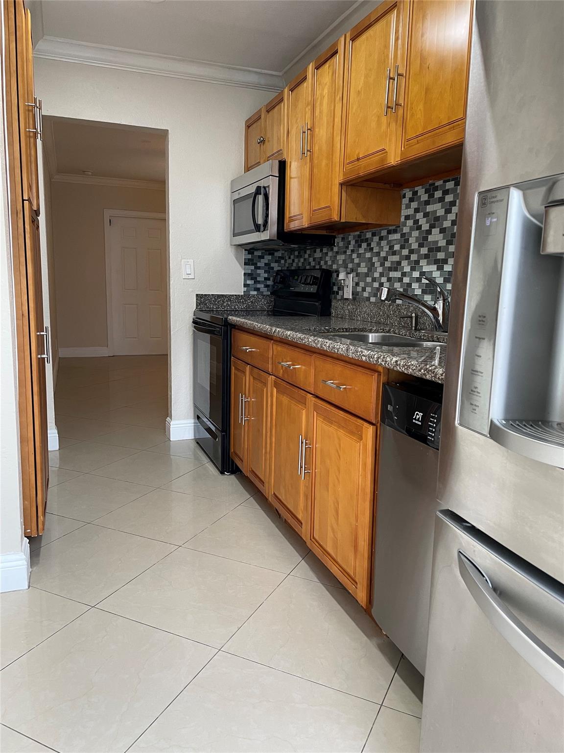 DIXIE PARK 9-19 B LOT 2 T - Residential Lease