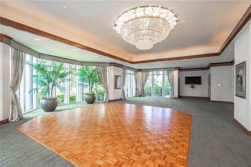 LHERMITAGE I CONDOMINIUM - Residential