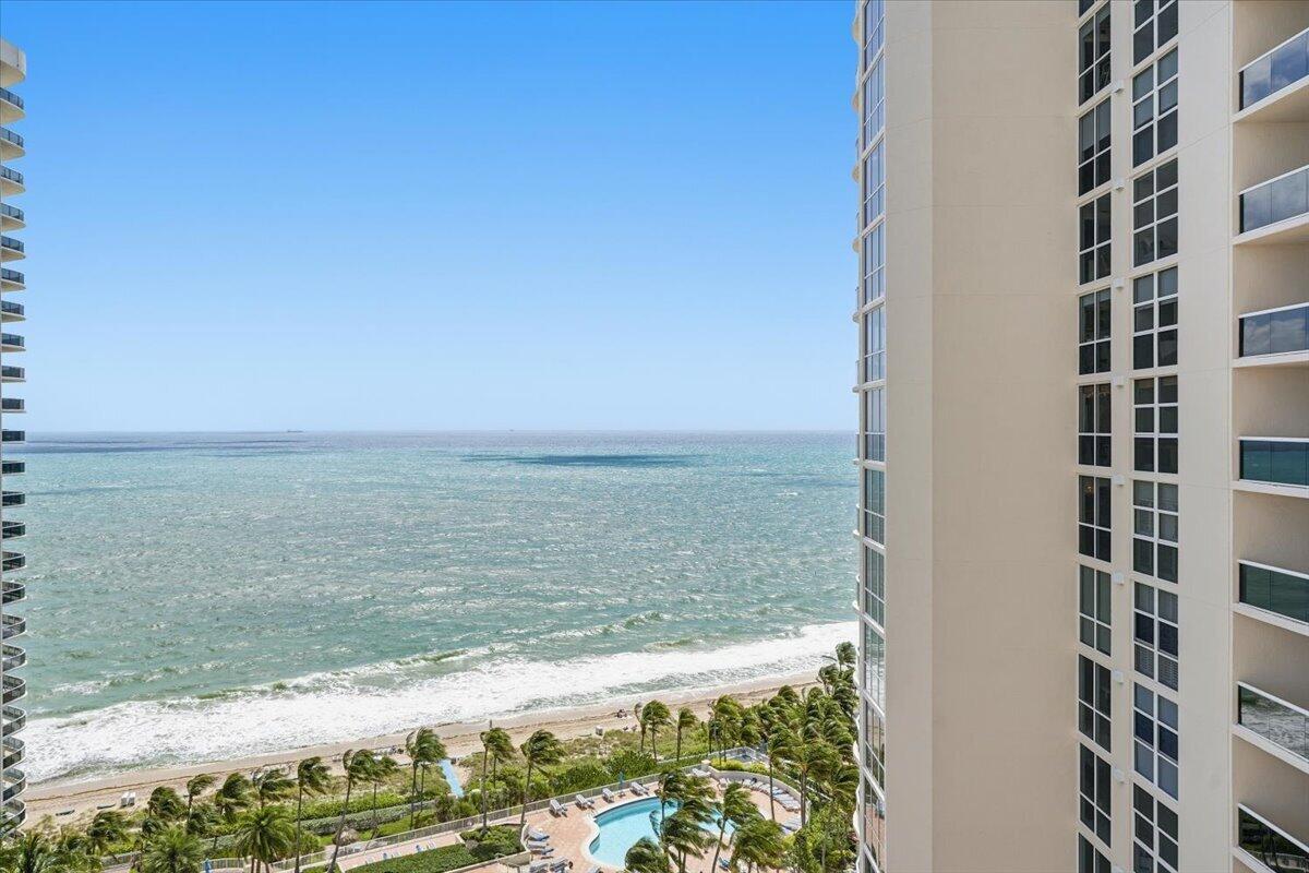 LHERMITAGE I CONDOMINIUM - Residential