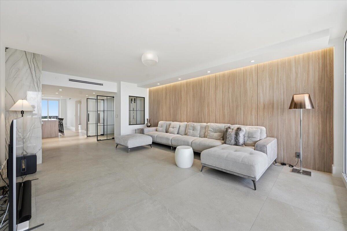 LHERMITAGE I CONDOMINIUM - Residential