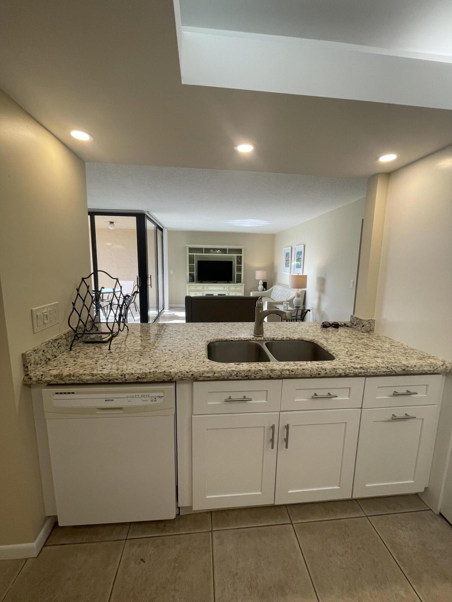 LAVERS DELRAY RACQUET CLUB CONDO - Residential