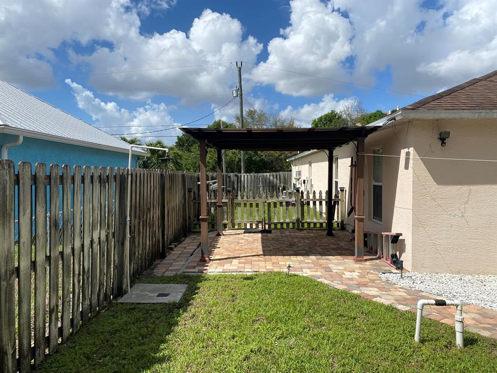 PORT ST LUCIE SECTION 15 - Residential