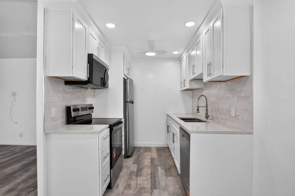 Photo of 3045 Cornwall C, Boca Raton, FL 33434 (MLS # B26043683)