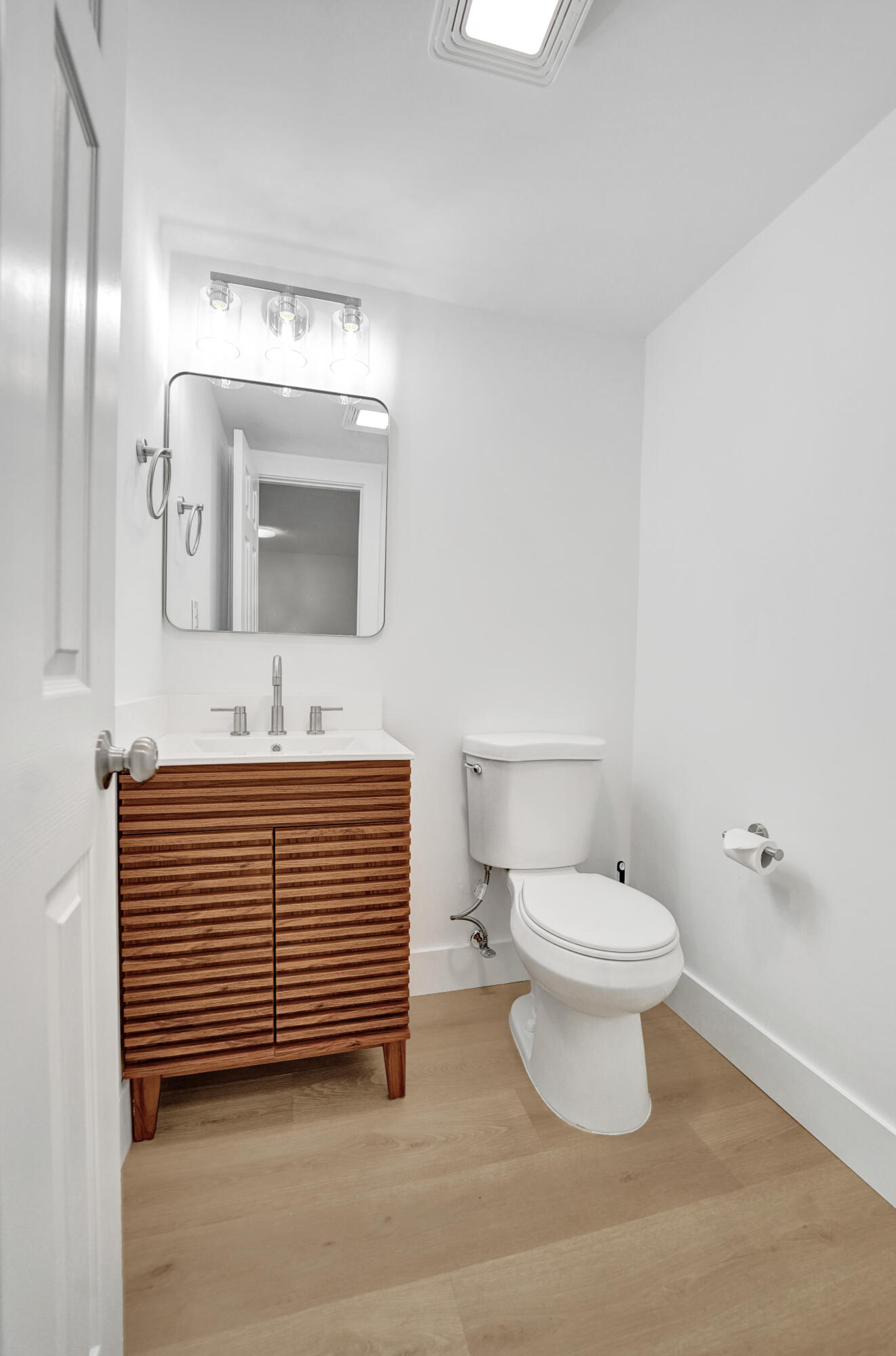 OMEGA CONDO NO 4 - Residential