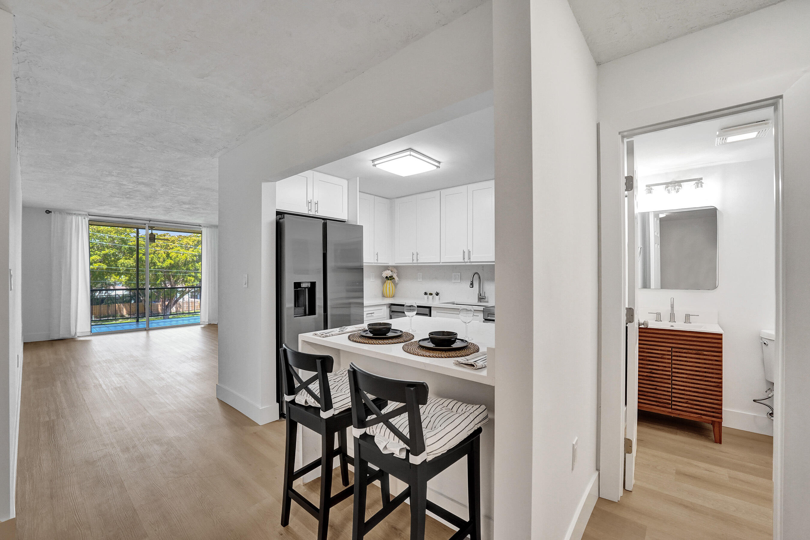 OMEGA CONDO NO 4 - Residential