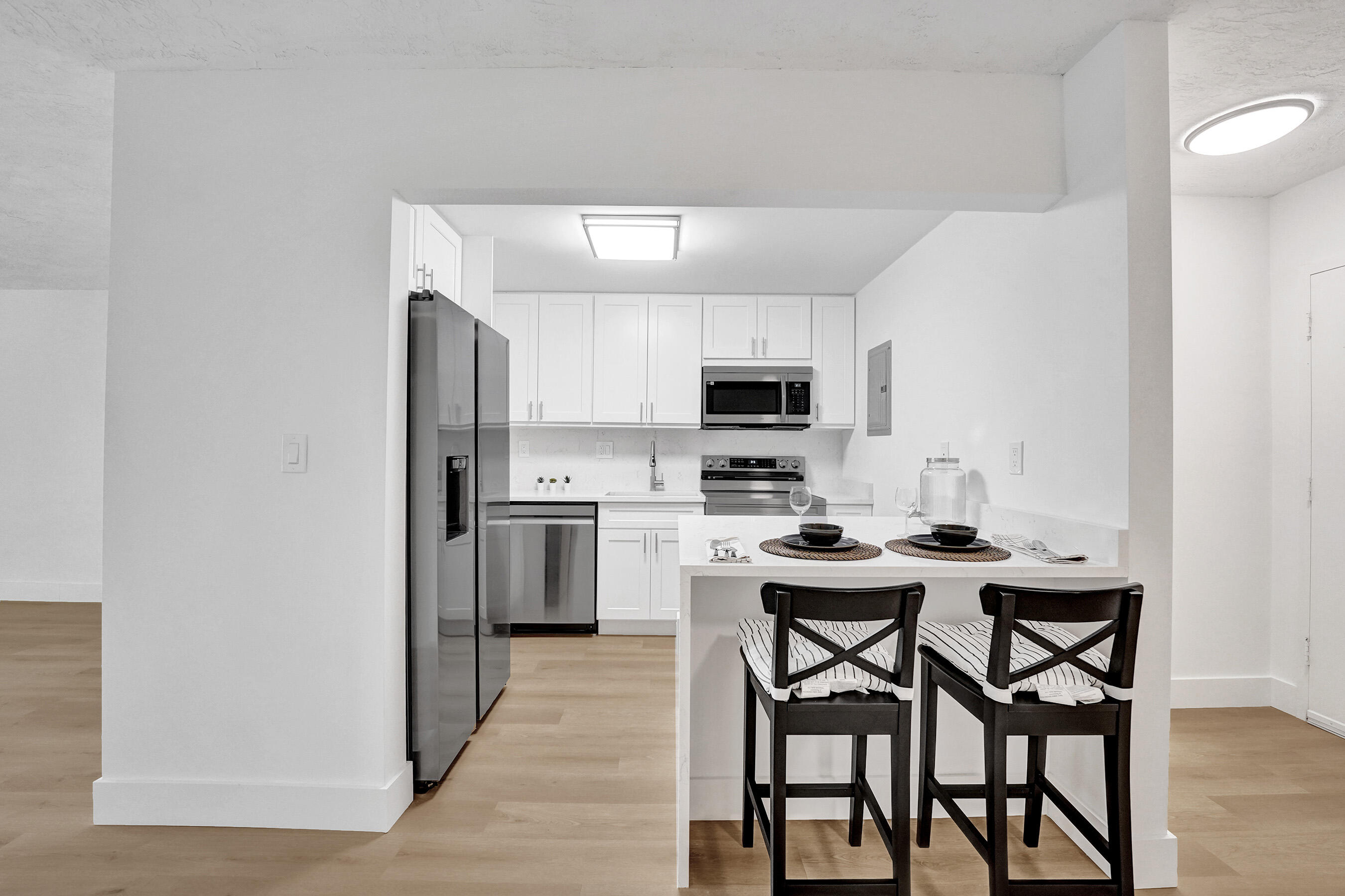 OMEGA CONDO NO 4 - Residential