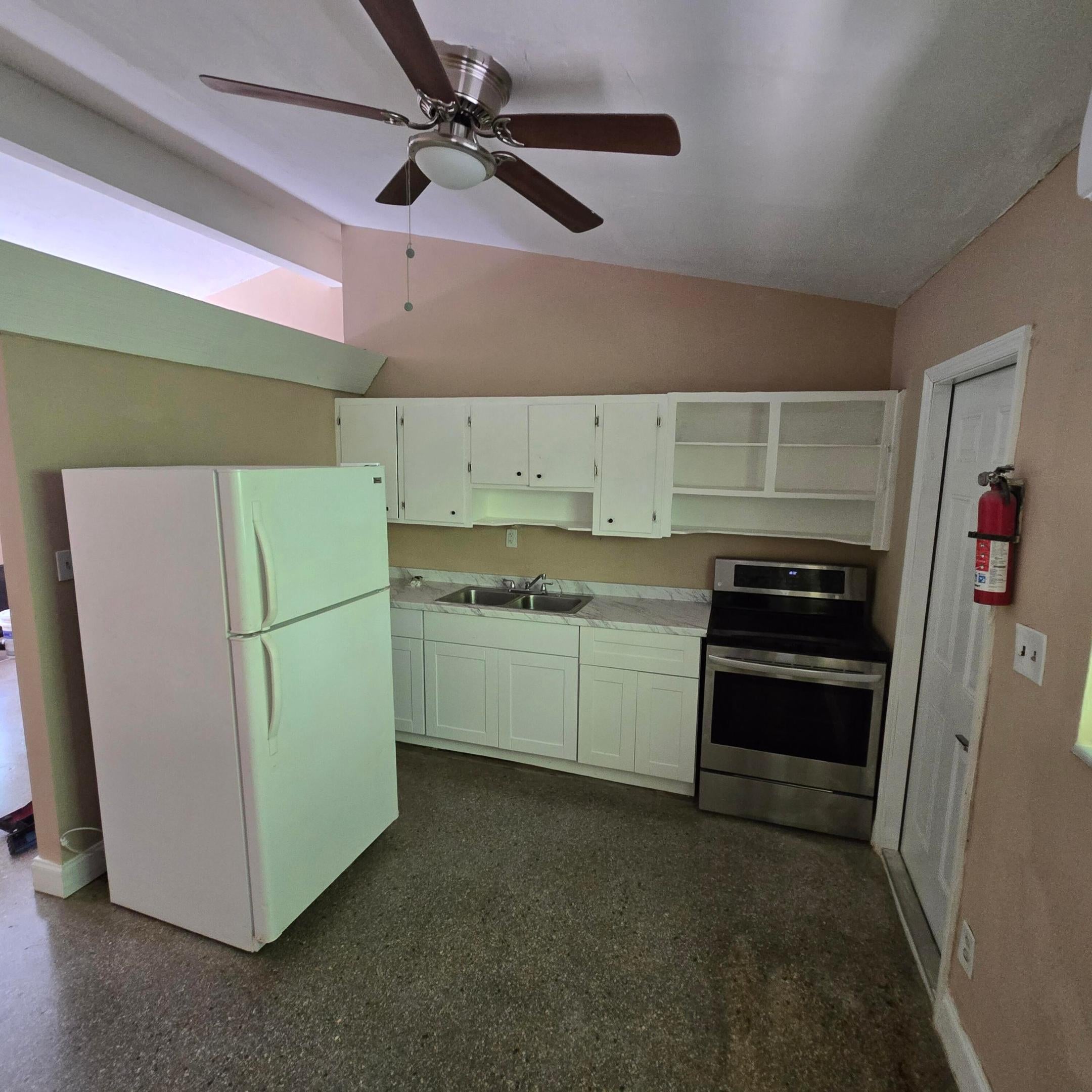 830 SW 14th Street 2