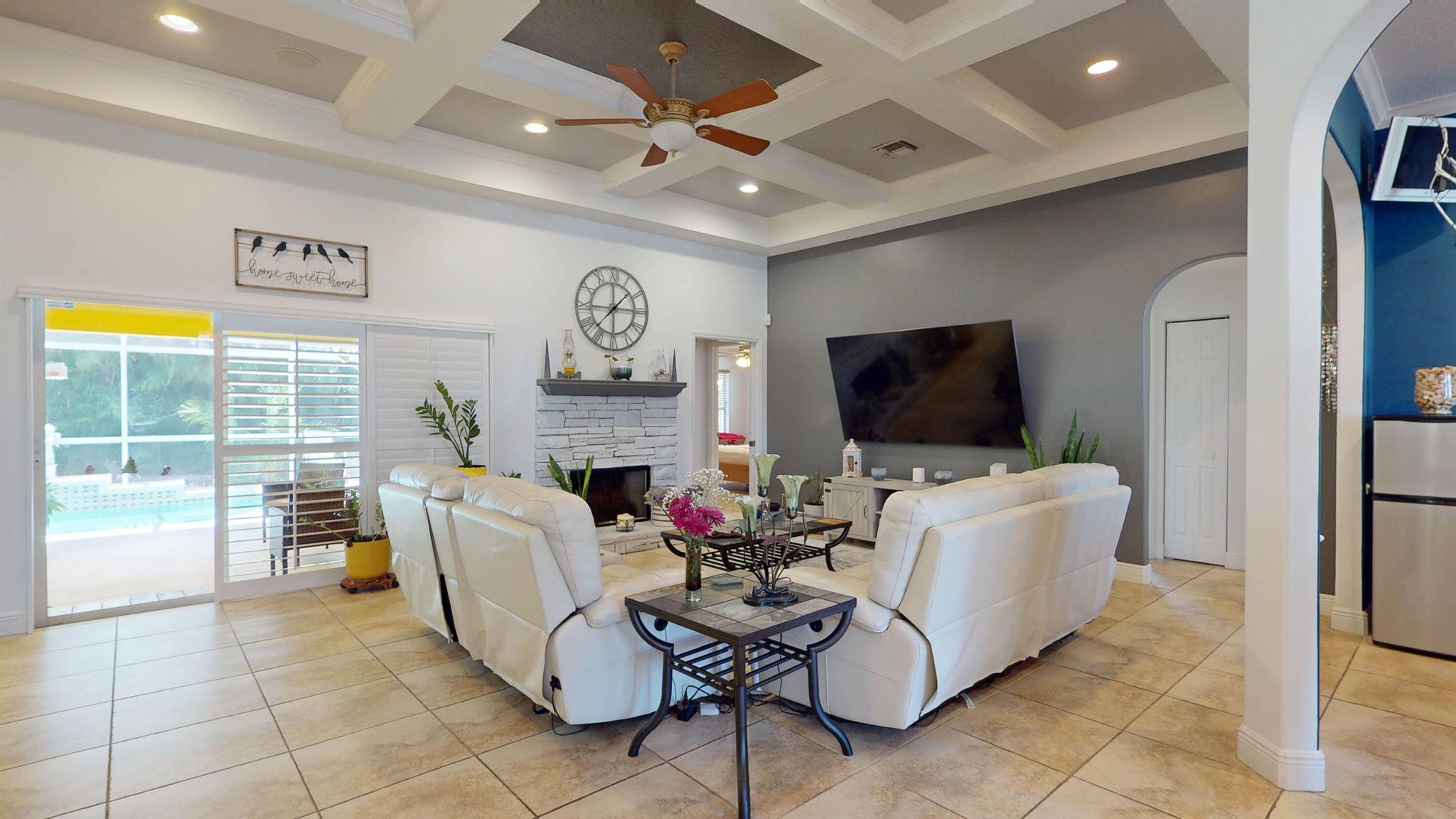 Photo 8 of 60 of 476 NE Pecos Way NE house
