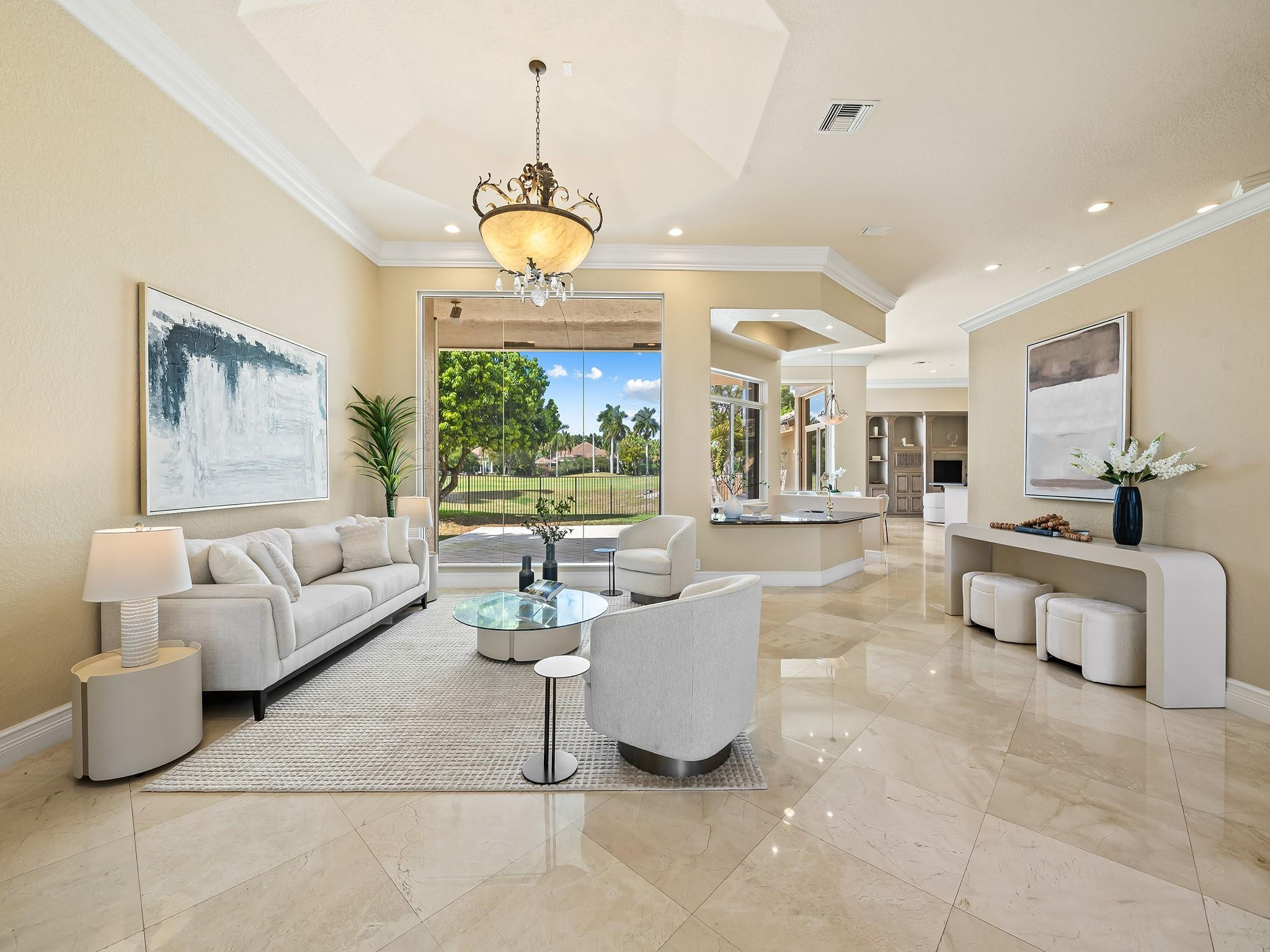 WESTON HILLS CC - Residential