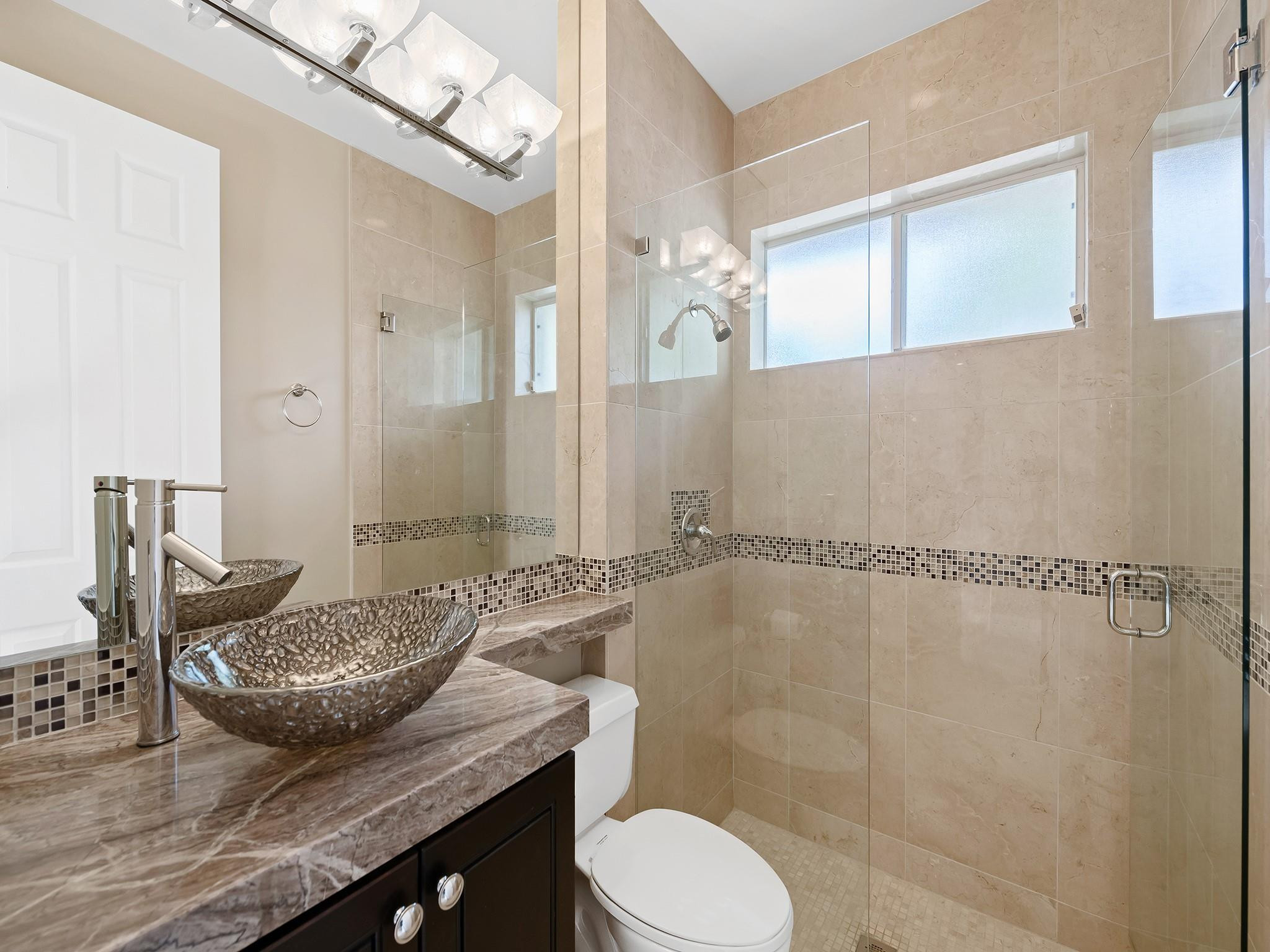 WESTON HILLS CC - Residential