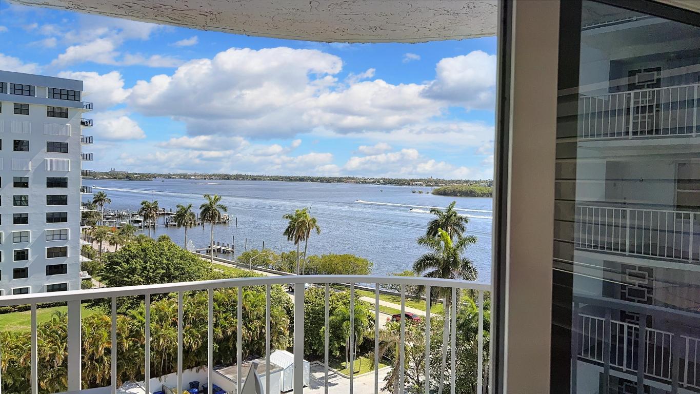 3901 S Flagler Drive 804