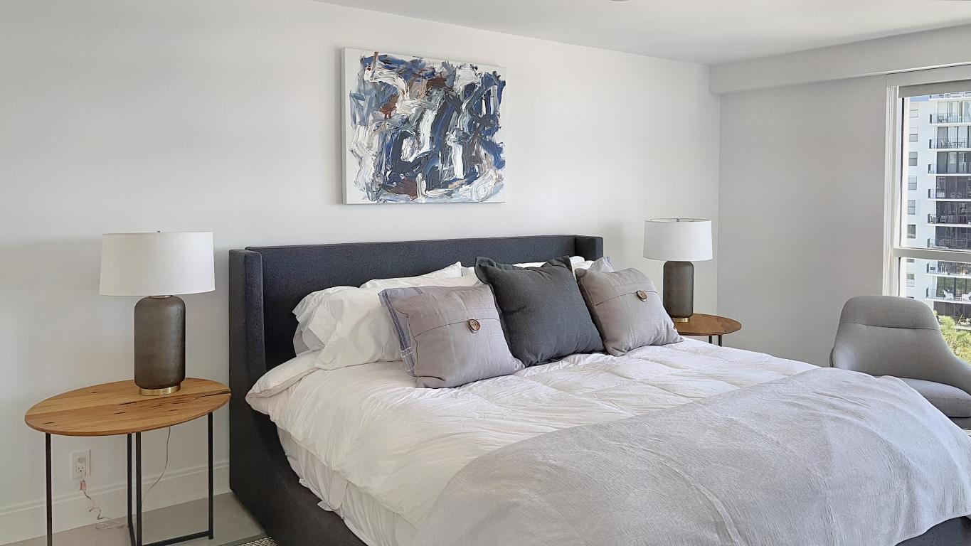 HARBOR TOWERS & MARINA CONDO - Residential