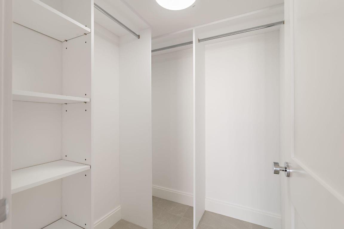 HARBOR TOWERS & MARINA CONDO - Residential