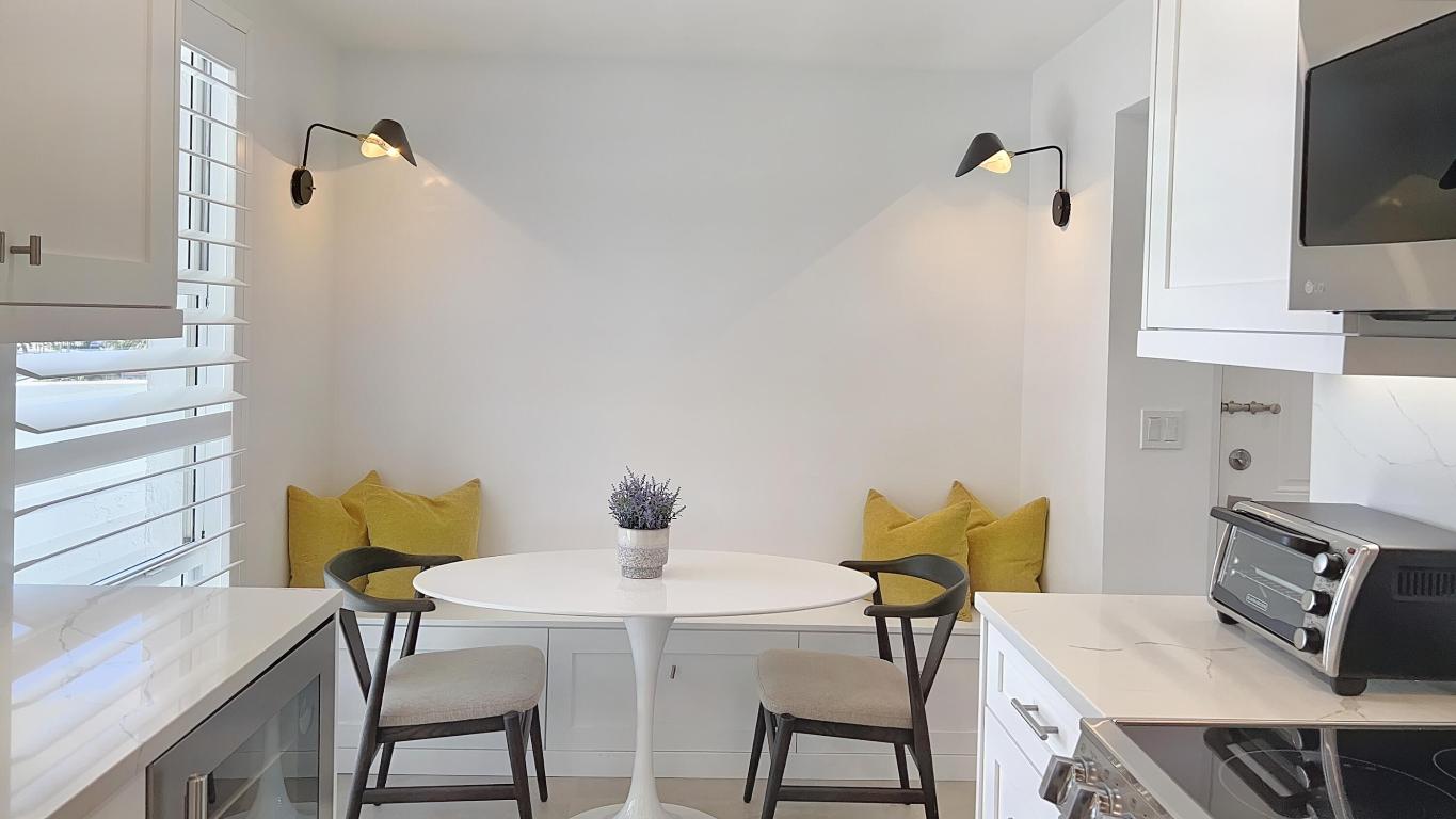 HARBOR TOWERS & MARINA CONDO - Residential