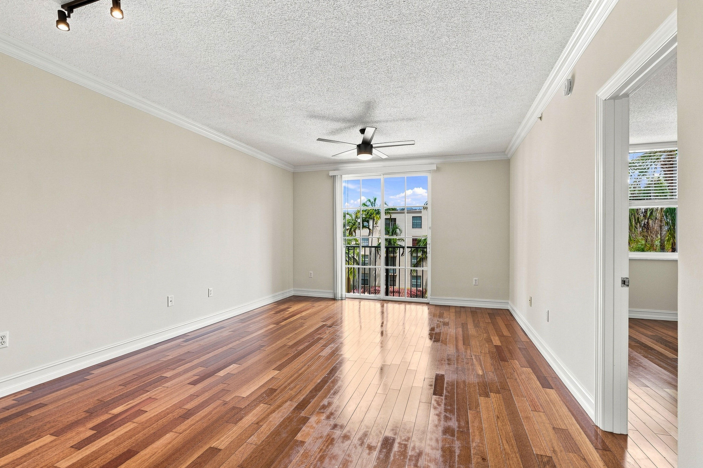 780 S Sapodilla Avenue 412