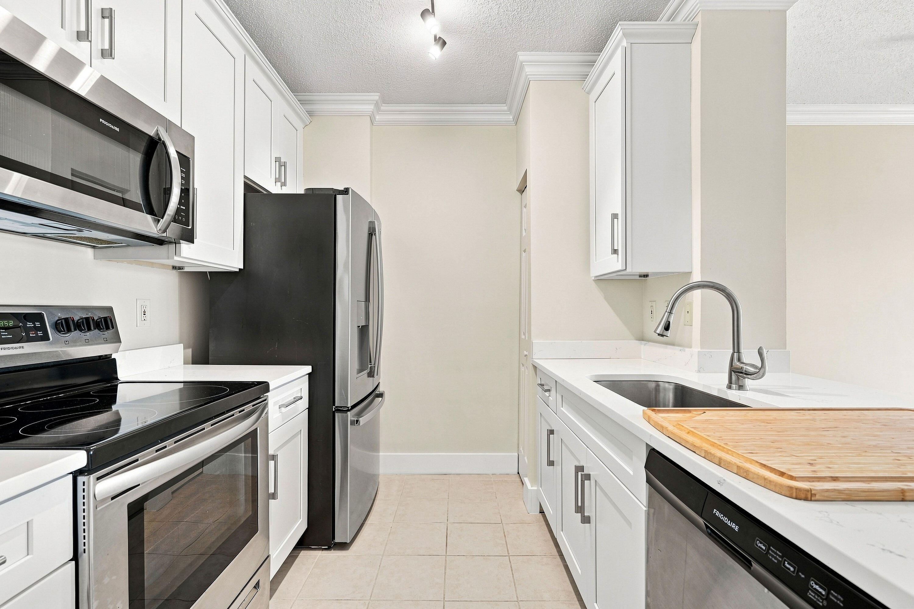 780 S Sapodilla Avenue 412