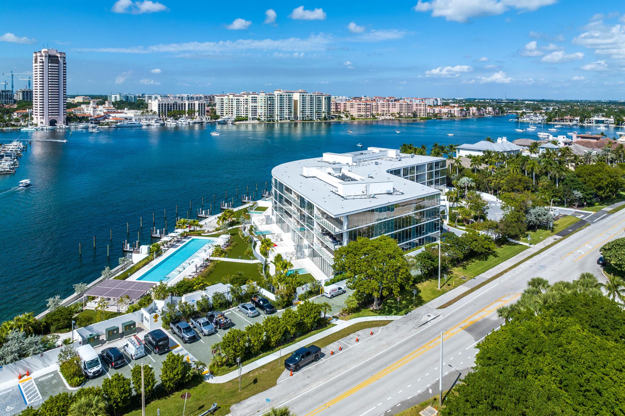 BOCA BEACH RESIDENCES - Residential