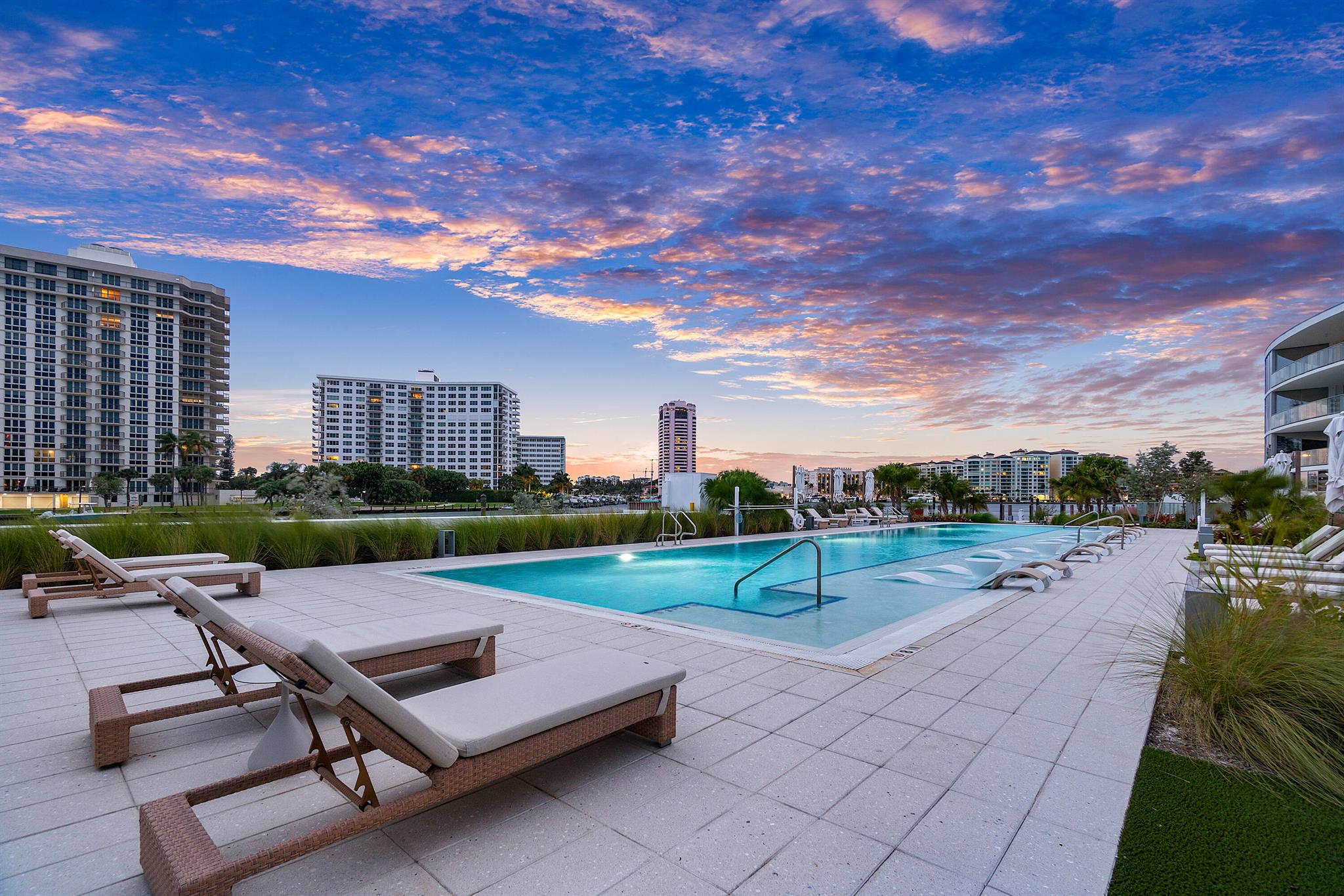 BOCA BEACH RESIDENCES - Residential