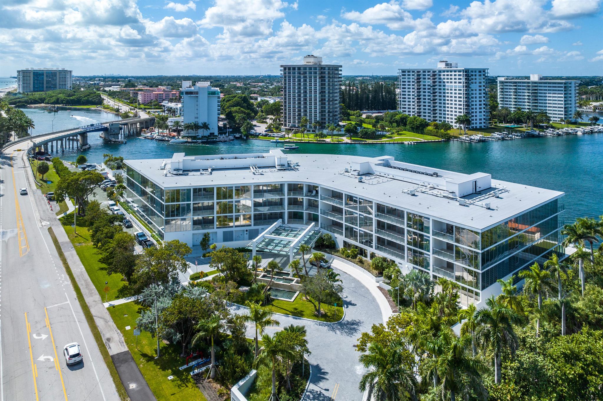 BOCA BEACH RESIDENCES - Residential