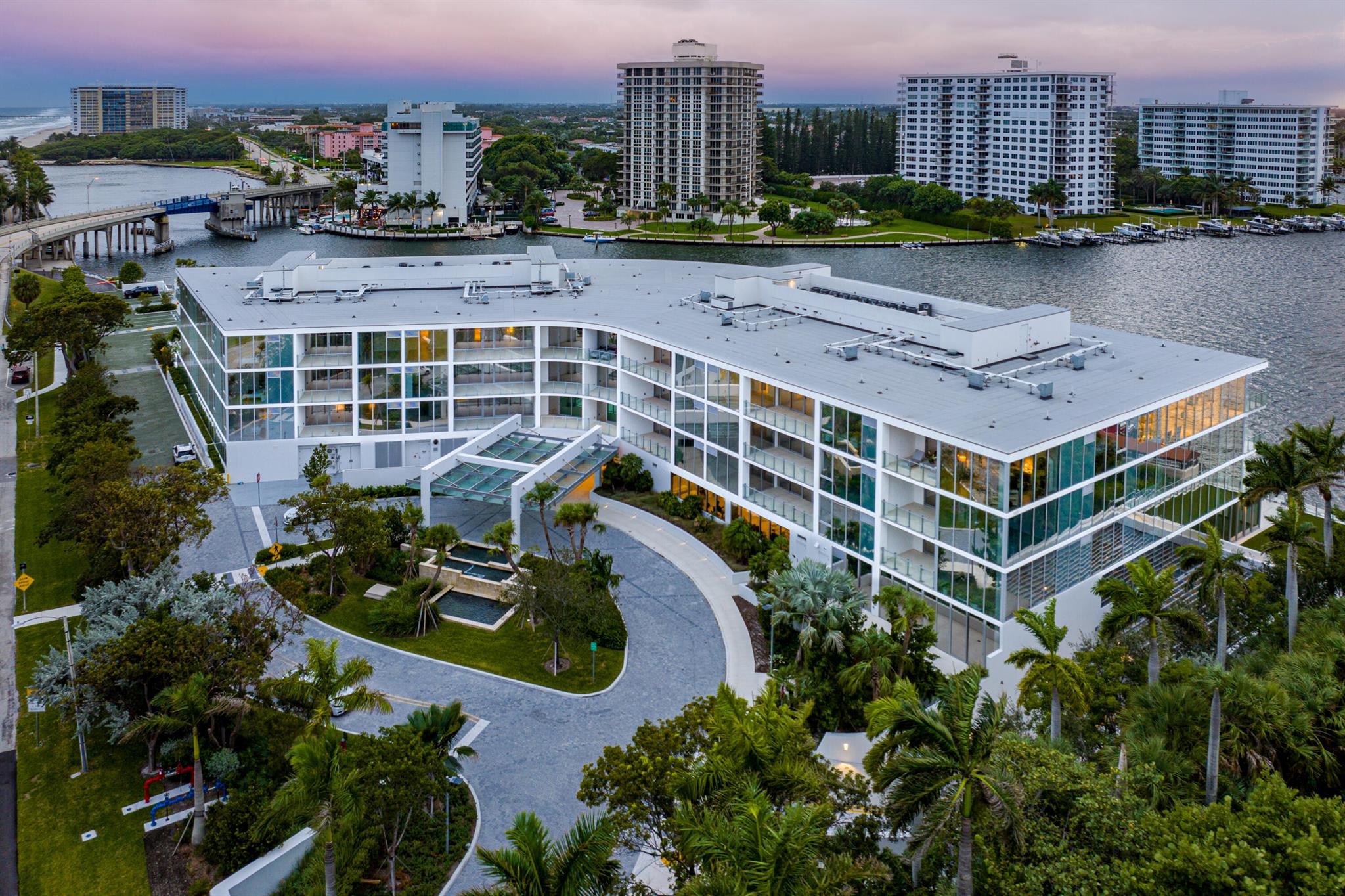 BOCA BEACH RESIDENCES - Residential