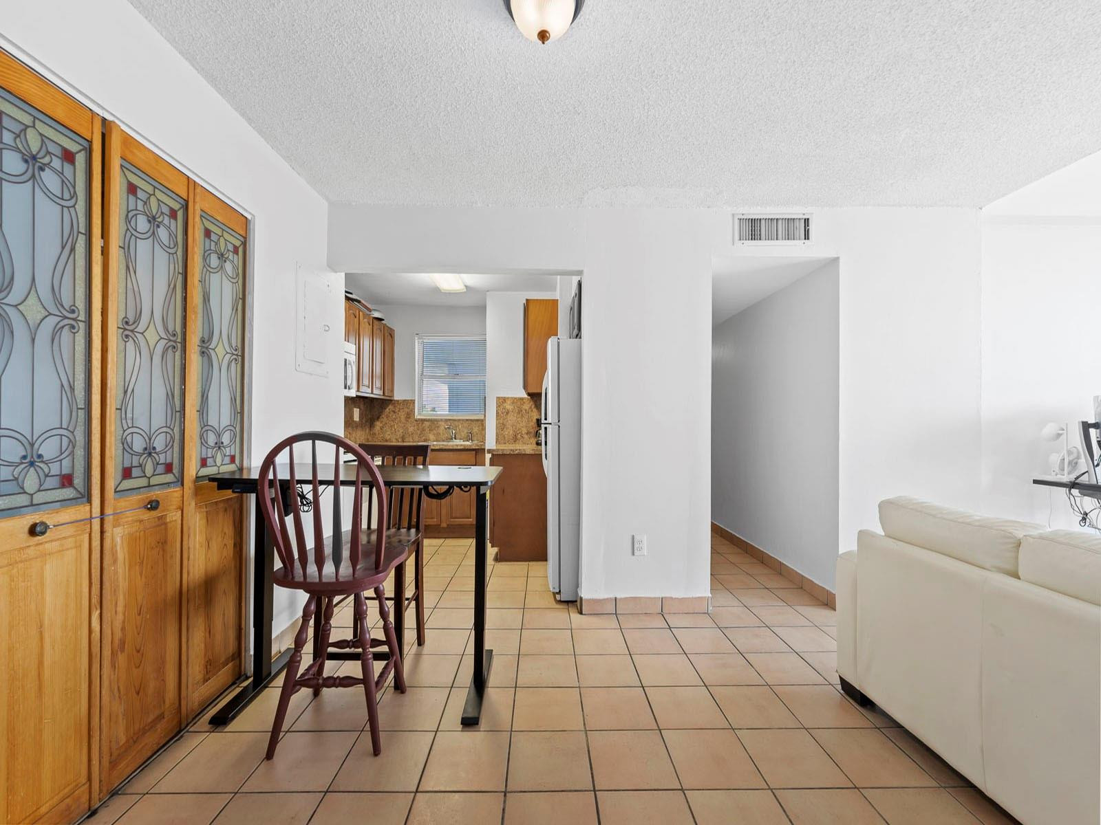 310 Fontainebleau Boulevard 502