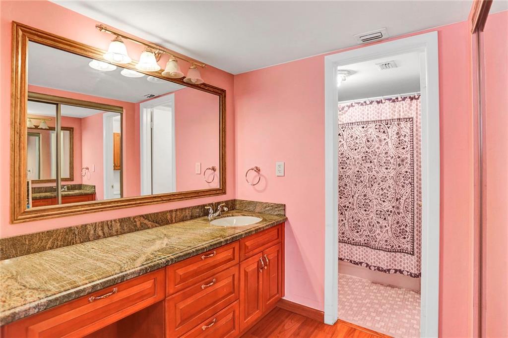 COLONY POINT - Residential