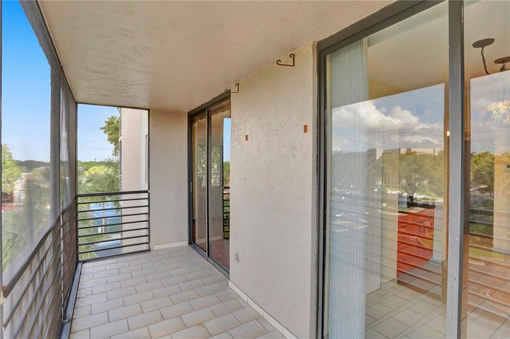 COLONY POINT - Residential
