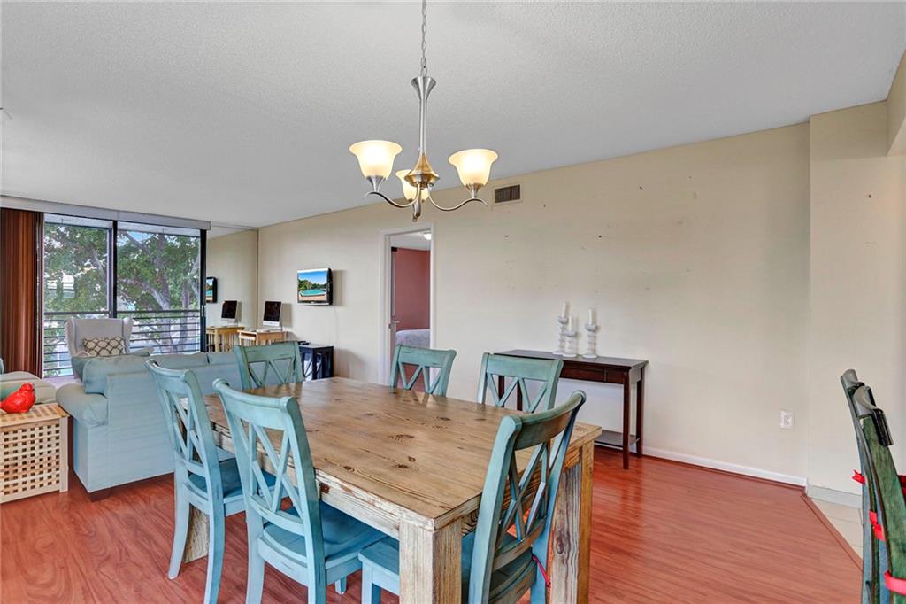 COLONY POINT - Residential