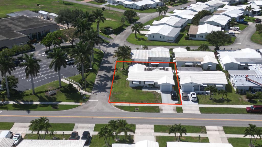 Photo of 1727 SW 18th Street, Boynton Beach, FL 33426 (MLS # R11085815)