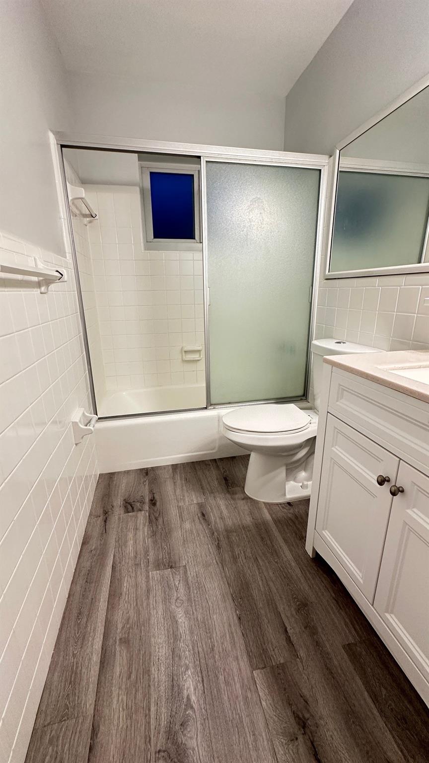 Colgate Park 47-37 B - Residential Lease