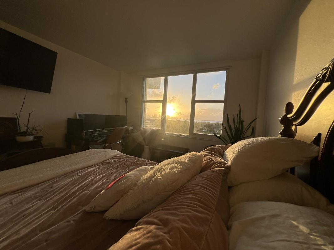 5600 CONDO - Residential Lease