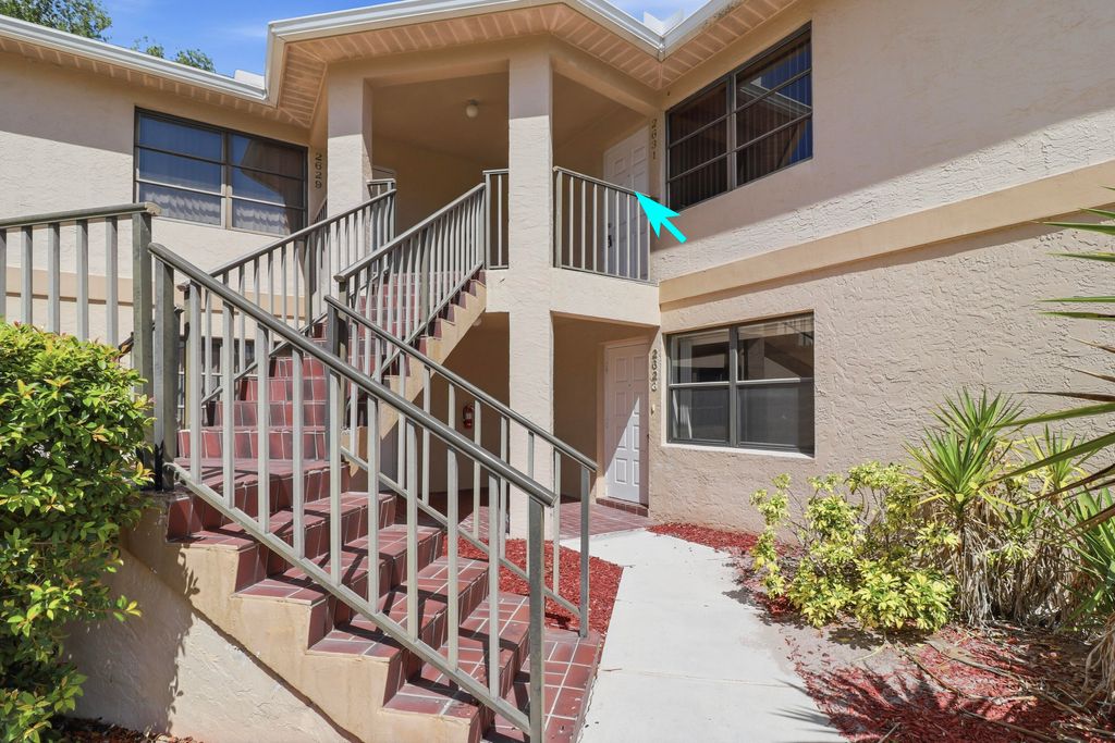 Photo of 2625 Heathcote Drive #2631, Fort Pierce, FL 34982 (MLS # B26014024)