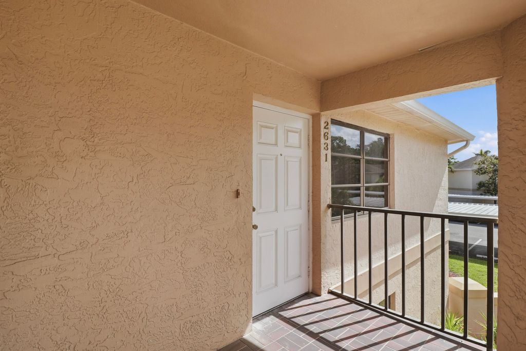 Photo of 2625 Heathcote Drive #2631, Fort Pierce, FL 34982 (MLS # B26014024)