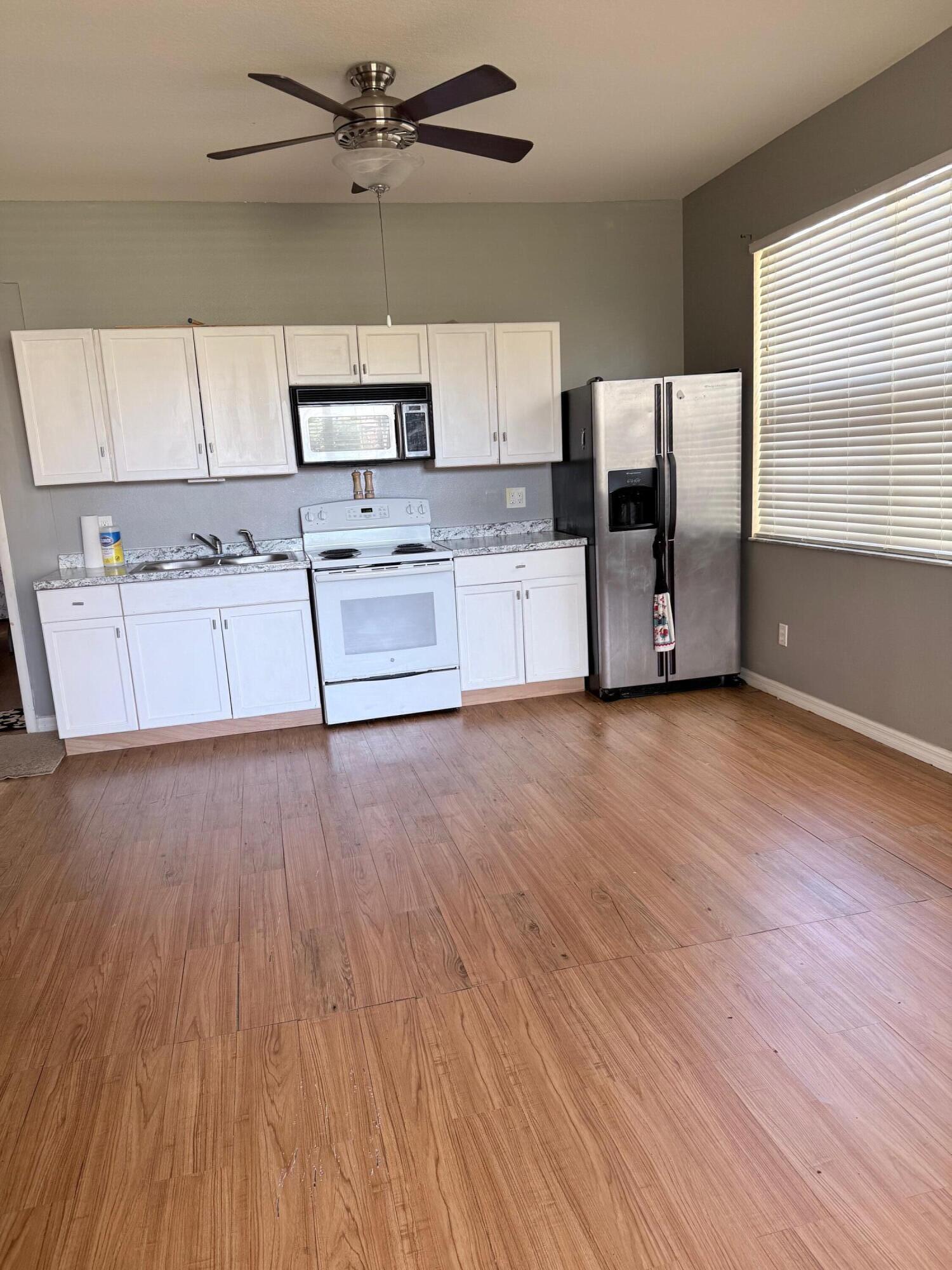 POINTE WEST SOUTH VILLAGE PHASE II PD - Residential