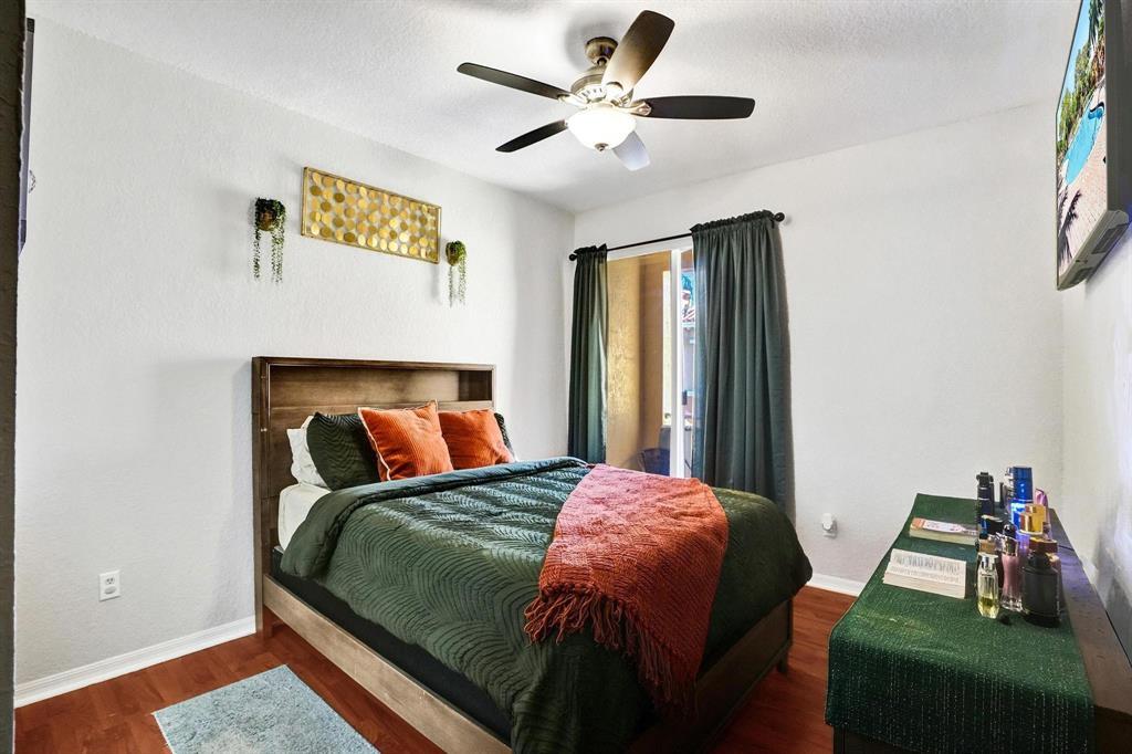 VILLAS AT HARBOR ISLES CONDO - Residential
