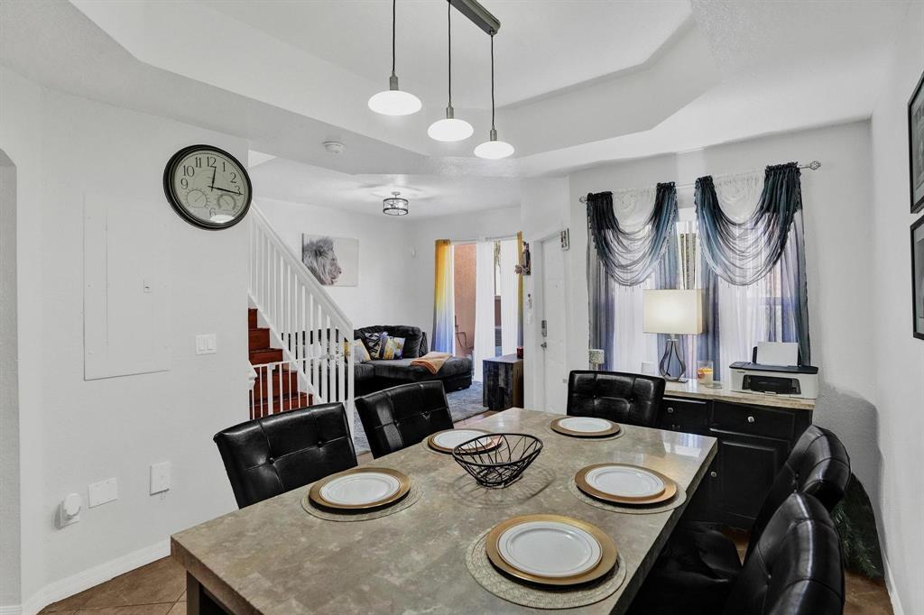 VILLAS AT HARBOR ISLES CONDO - Residential