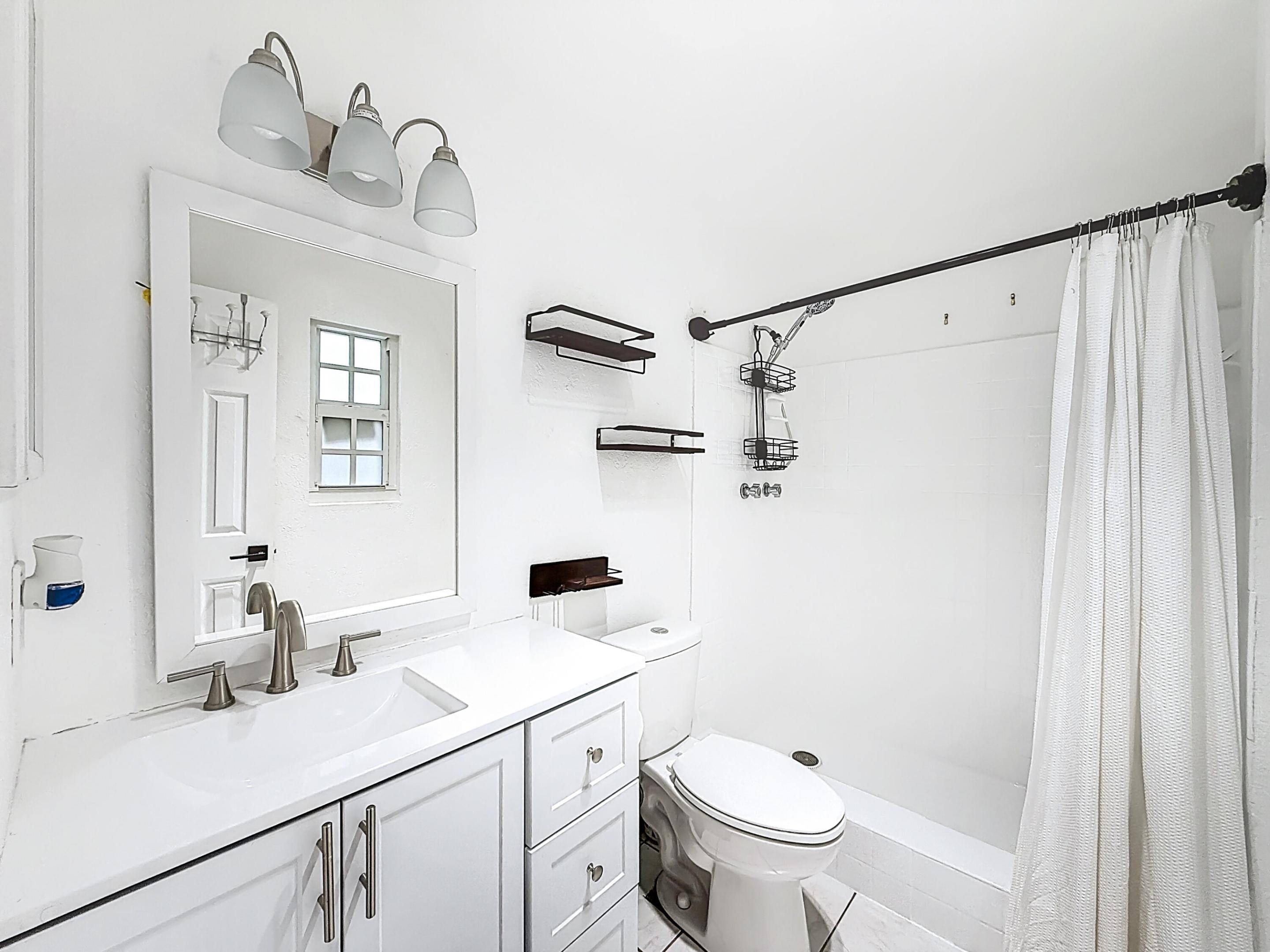 GARDEN ISLE VILLAS CONDO - Residential