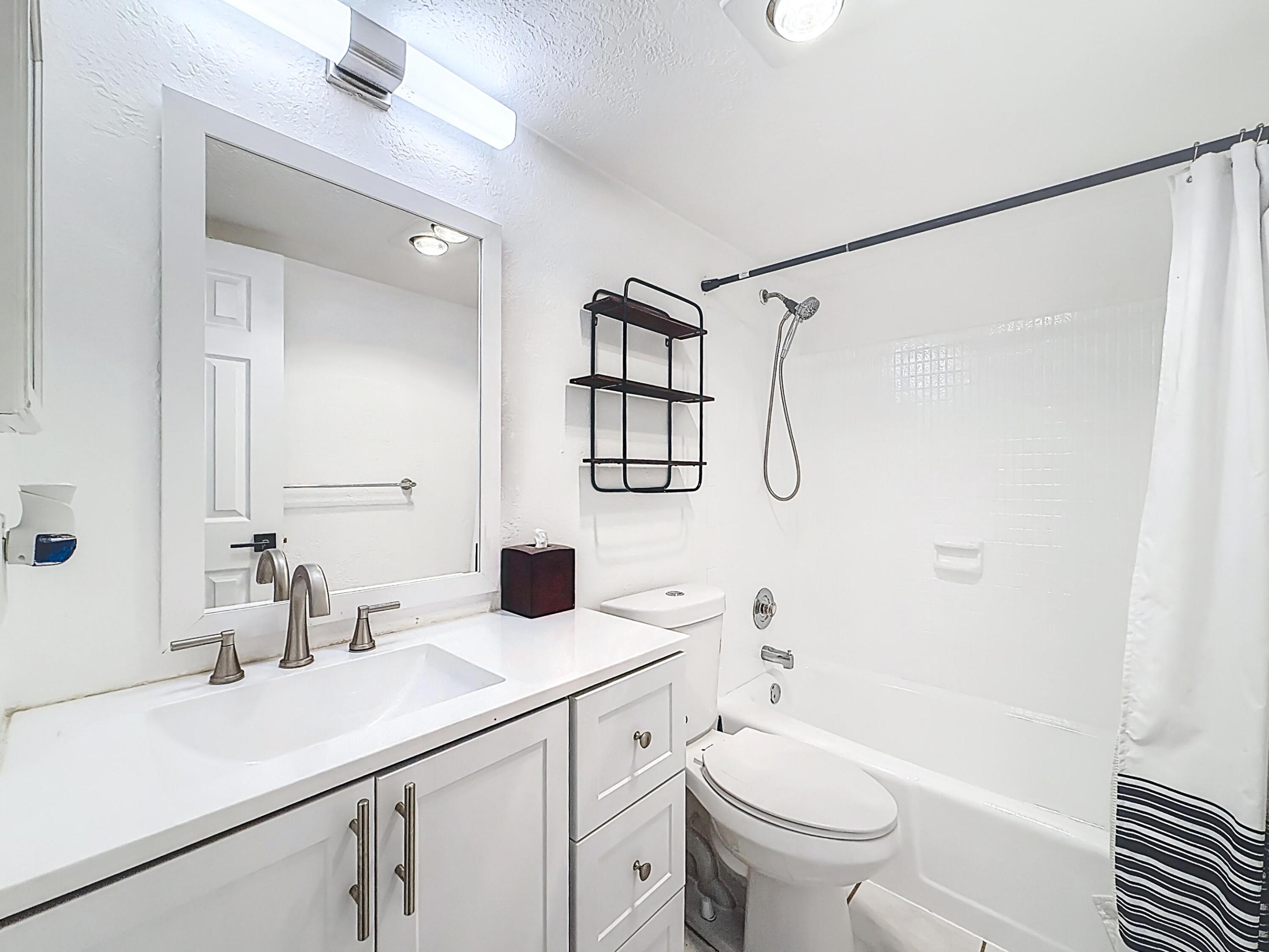 GARDEN ISLE VILLAS CONDO - Residential