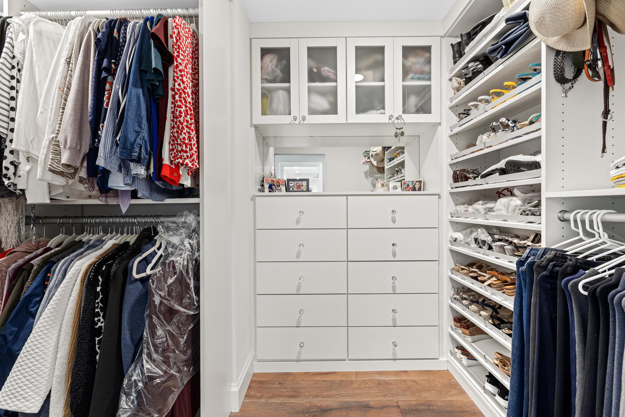 LAKE FLORESTA PARK - Residential