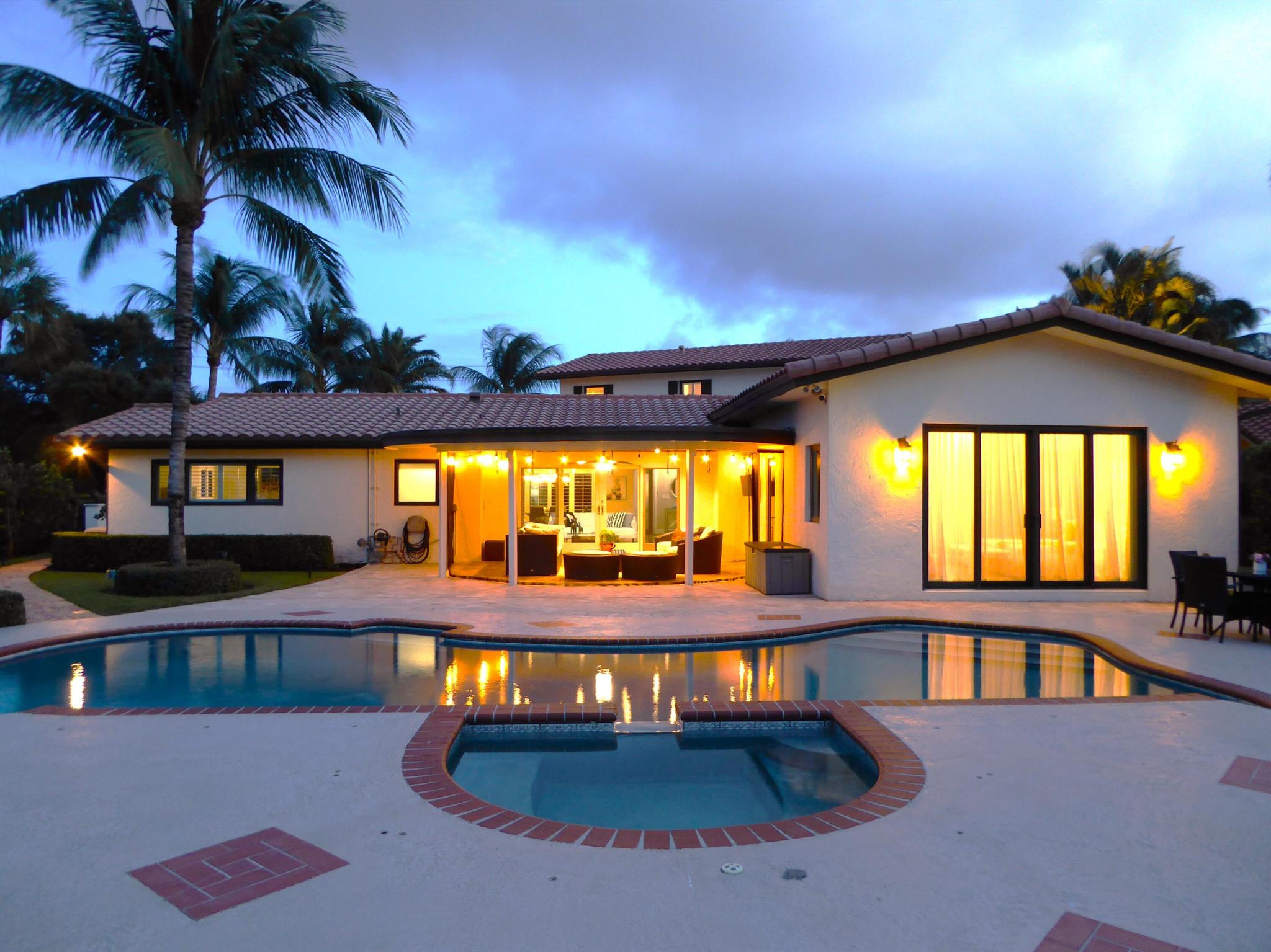 LAKE FLORESTA PARK - Residential