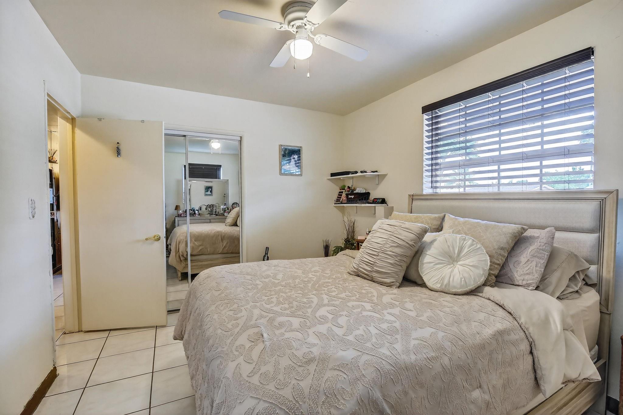 Broadview Country Club Es - Residential
