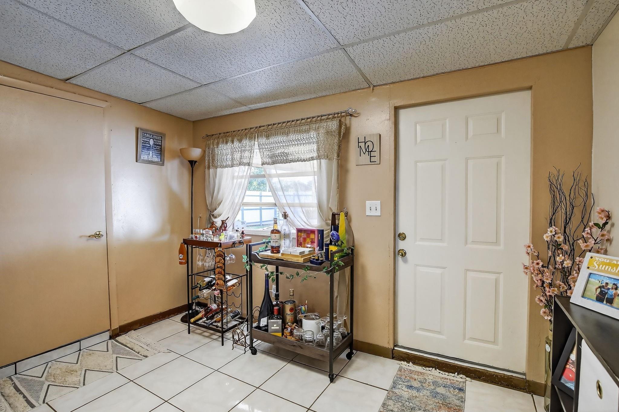 Broadview Country Club Es - Residential