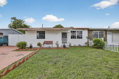 1935 SW 67th Ter North Lauderdale FL 33068