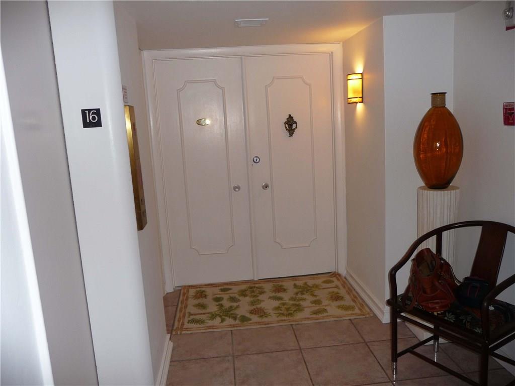 PLAZA SOUTH - Residential