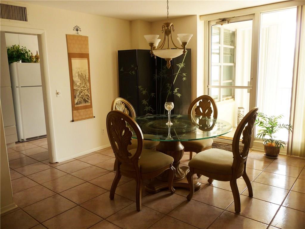 PLAZA SOUTH - Residential