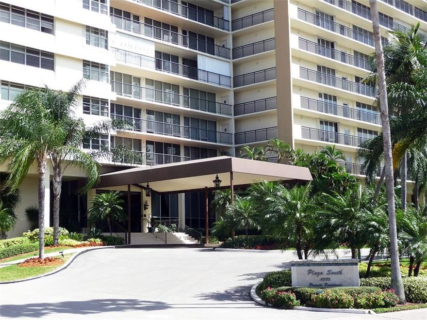 BEAUTIFUL FURNISHED TURNKEY UNIT. EAT-IN KITCHEN WITH SE OCEAN VIEW.  WASHER/DRYER ONE YEAR OLD. AC UNIT BRAND NEW.  SEMI-PRIVATE ELEVATOR. ONE GARAGE PARKING SPACE WITH UNIT.  GUEST PARKING OUTSIDE. GYM, SAUNA. LIBRARY. BBQ AREA DIRECTLY ON THE BEACH. WALKING DISTANCE TO RESTAURANTS, POST OFFICE, BANKS, AND LIBRARY